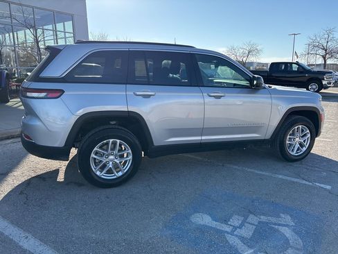 New 2026 Jeep Grand Cherokee Laredo X AWD/4WD image 34