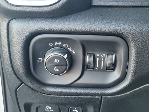 New 2026 RAM 1500 Big Horn AWD/4WD image 20