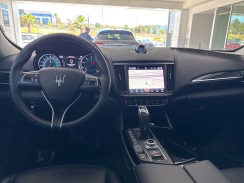 Certified 2022 Maserati Levante GT AWD/4WD image 13