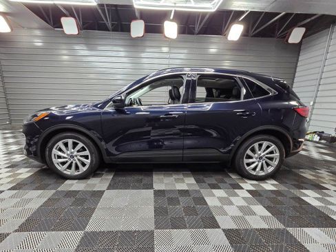 Used 2021 Ford Escape Titanium w/ Titanium Elite Package FWD image 8
