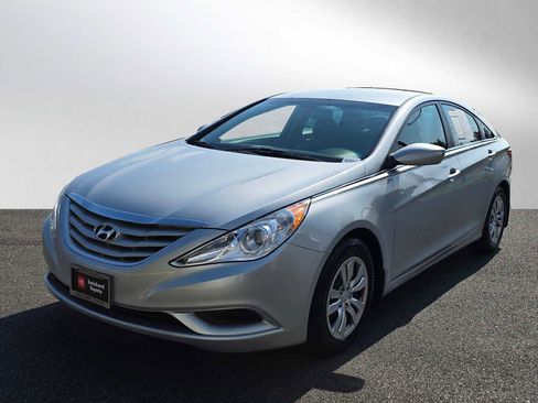Used 2012 Hyundai Sonata GLS image 7