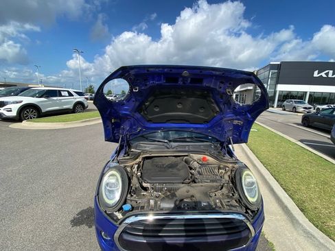 Used 2021 MINI Cooper 2-Door Hardtop FWD image 29