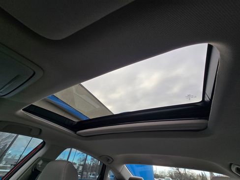 Certified 2024 Honda Accord EX image 34