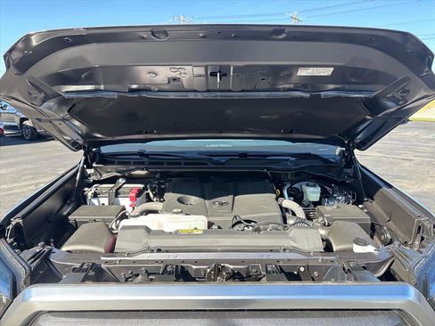 New 2026 Toyota Tundra Limited image 32