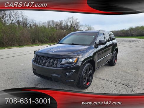 Used 2015 Jeep Grand Cherokee Altitude AWD/4WD image 1
