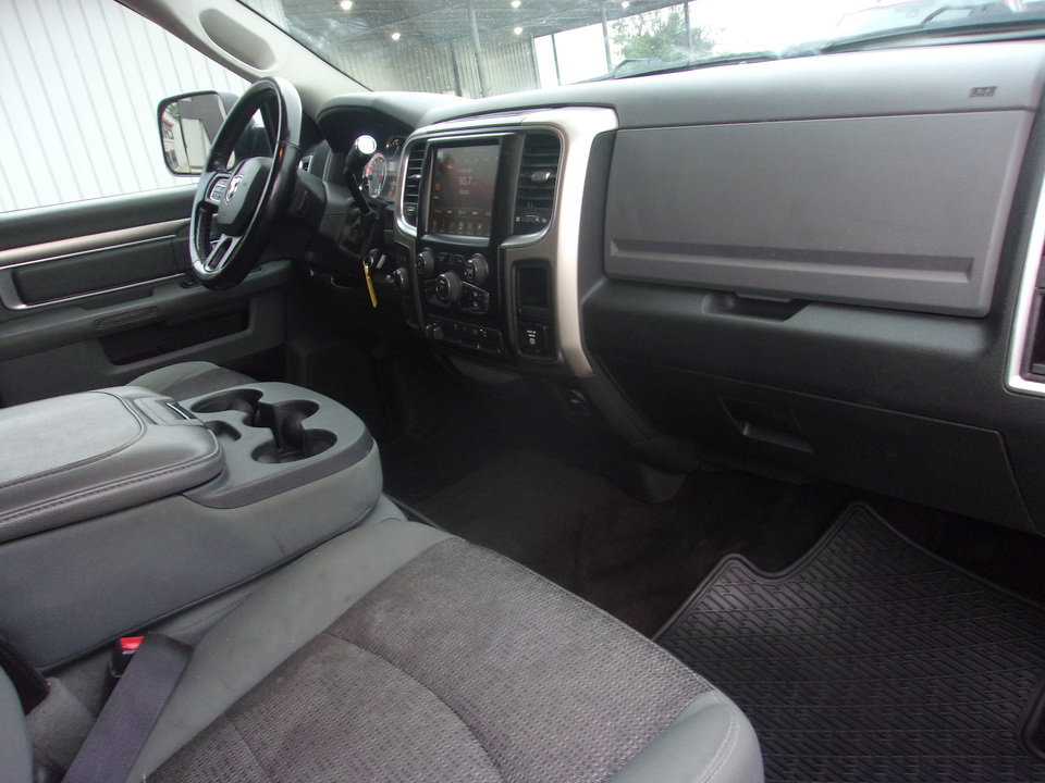 Used 2015 RAM 3500 Big Horn AWD/4WD image 12