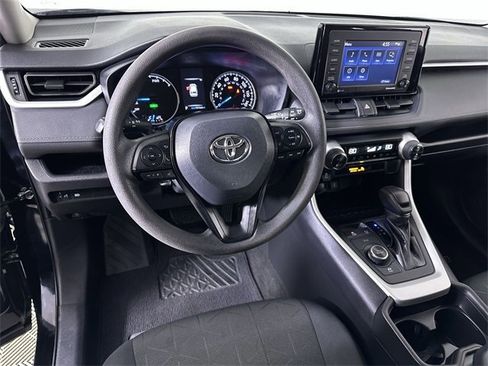 Used 2021 Toyota RAV4 XLE image 21