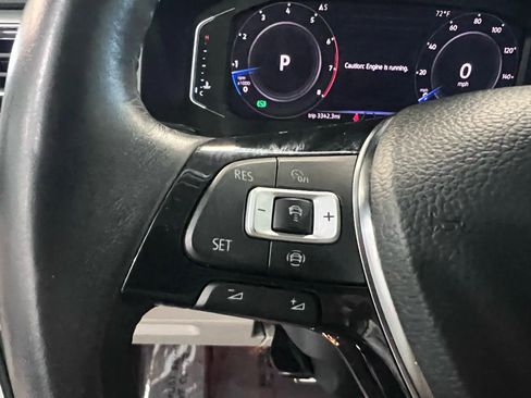 Used 2019 Volkswagen Atlas SEL R-Line image 38