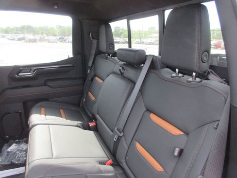New 2026 GMC Sierra 1500 AT4 AWD/4WD image 13