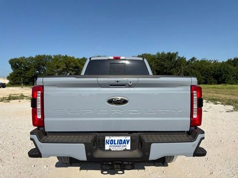 New 2026 Ford F250 Lariat w/ Black Appearance Package AWD/4WD image 10