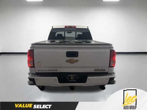 Used 2016 Chevrolet Silverado 1500 High Country w/ High Country Premium Package AWD/4WD image 5