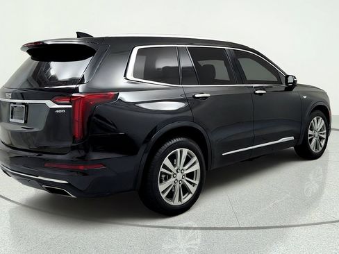Certified 2024 Cadillac XT6 Premium Luxury w/ LPO, Floor Liner Package AWD/4WD image 5