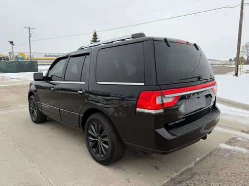 Used 2016 Lincoln Navigator Select image 7