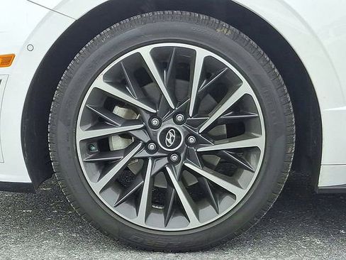 Certified 2023 Hyundai Sonata Limited w/ Cargo Package image 9