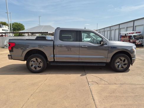 Used 2025 Ford F150 Lightning Flash AWD/4WD image 4