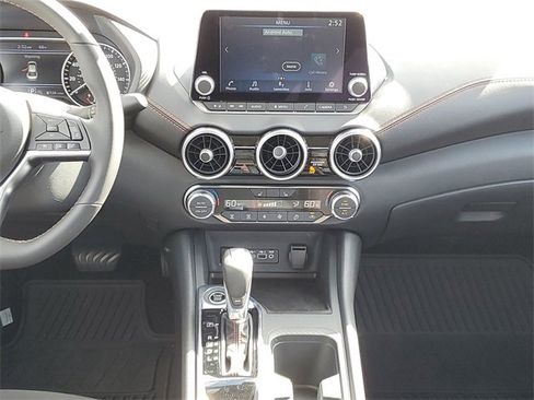 New 2025 Nissan Sentra SR w/ Midnight Edition image 28