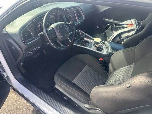 Used 2022 Dodge Challenger GT RWD image 9
