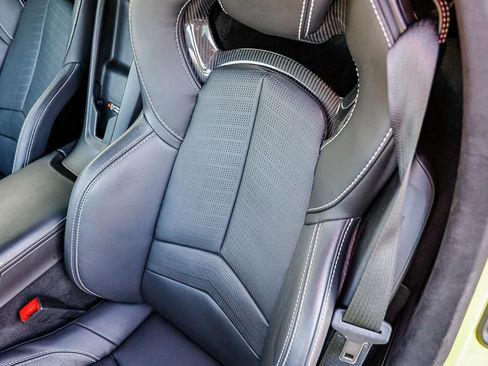 Used 2024 Chevrolet Corvette Stingray w/ Z51 Performance Package image 24