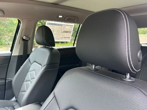 New 2026 Volkswagen Atlas SE FWD image 10