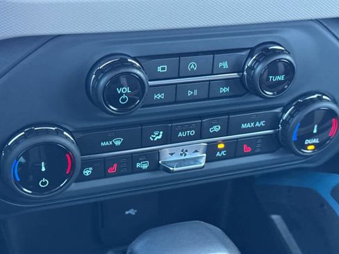 Certified 2022 Ford Bronco Wildtrak image 21