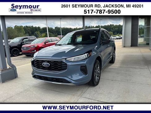 Certified 2024 Ford Escape ST-Line w/ Tech Pack #1 AWD/4WD image 1