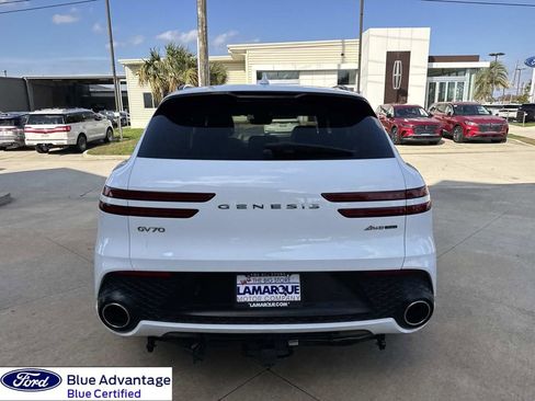 Used 2025 Genesis GV70 3.5T Sport w/ Sport Advanced Package image 9