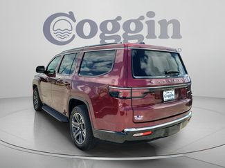 Used 2024 Jeep Wagoneer Series II w/ Flexible Seating Group RWD video 2