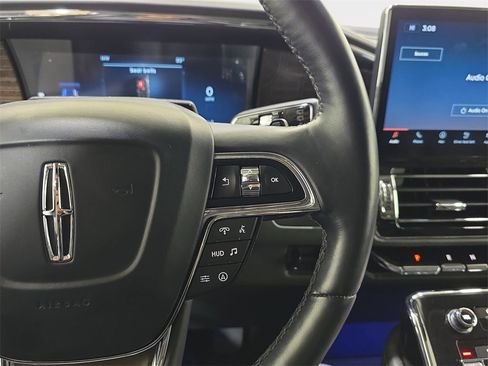 Used 2022 Lincoln Navigator Black Label image 19