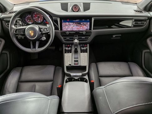 Certified 2025 Porsche Macan S AWD/4WD image 20