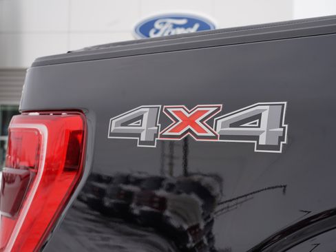 Used 2022 Ford F150 XLT w/ Trailer Tow Package image 33