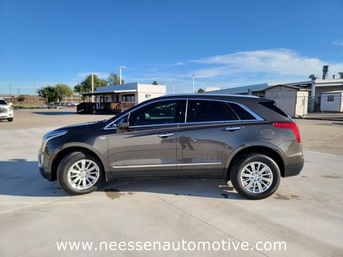Used 2019 Cadillac XT5 FWD image 4