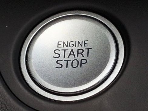 Certified 2024 Hyundai Elantra Limited FWD image 28