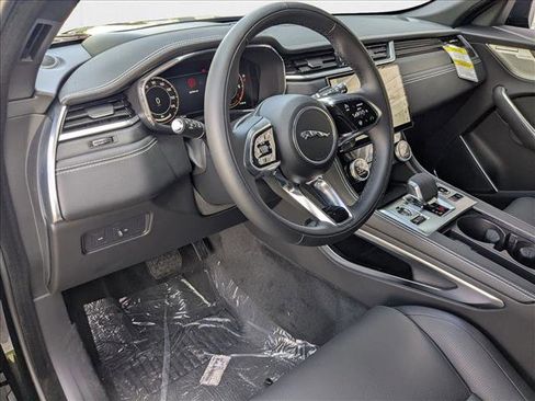 New 2026 Jaguar F-PACE R-Dynamic S image 3