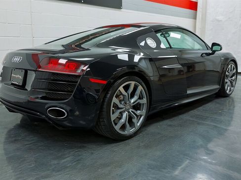 Used 2011 Audi R8 V10 AWD/4WD image 35