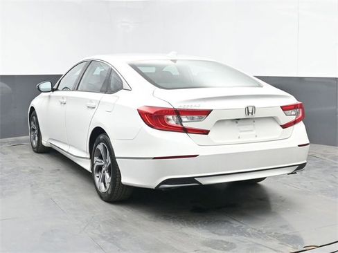 Used 2018 Honda Accord EX image 11