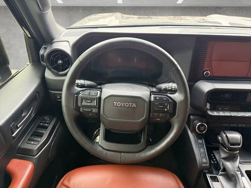 Used 2024 Toyota Land Cruiser image 21