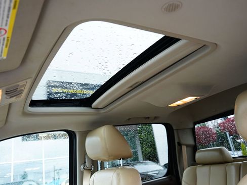 Used 2013 Chevrolet Silverado 3500 LTZ image 17