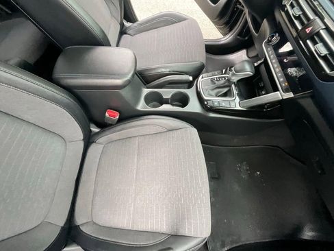 Used 2023 Kia Seltos S w/ Navigation Package image 34