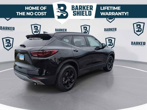 Used 2023 Chevrolet Blazer LT w/ Convenience Package FWD image 9