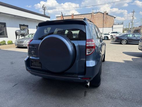 Used 2012 Toyota RAV4 4WD w/ Value Pkg image 3
