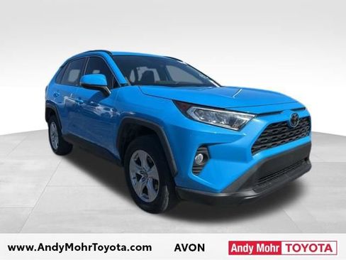 Used 2019 Toyota RAV4 XLE w/ Convenience Package image 1