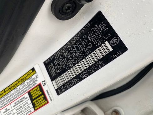 Used 2019 Toyota Camry SE image 24