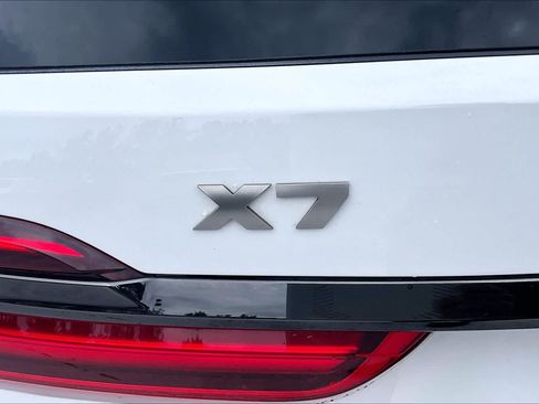 Used 2021 BMW X7 M50i w/ Executive Package AWD/4WD image 31