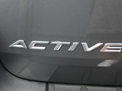 Used 2025 Ford Explorer Active AWD/4WD image 15