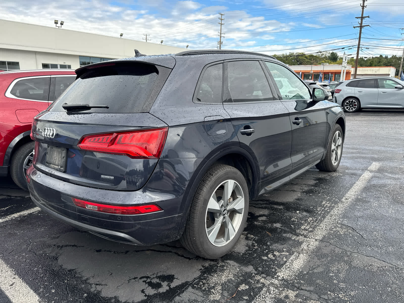 Used 2020 Audi Q5 2.0T Premium w/ Titanium Sport Package AWD/4WD image 7