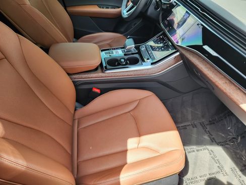Certified 2024 Audi Q8 Premium Plus AWD/4WD image 17
