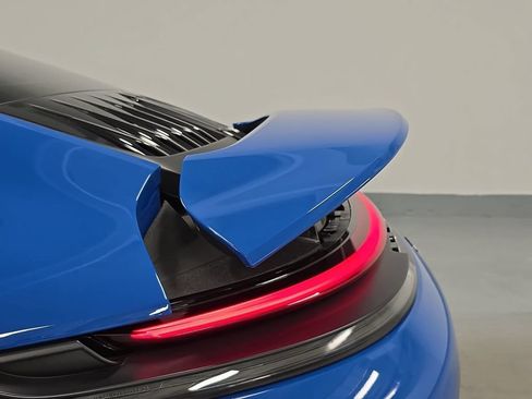 Certified 2025 Porsche 911 Carrera RWD image 31