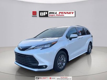 New 2026 Toyota Sienna XLE