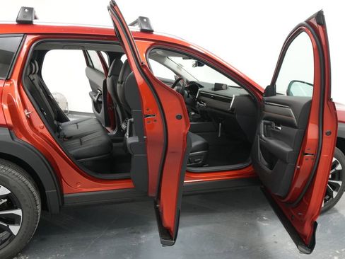 New 2026 MAZDA CX-50 2.5 Hybrid w/ Weather Package AWD/4WD image 33