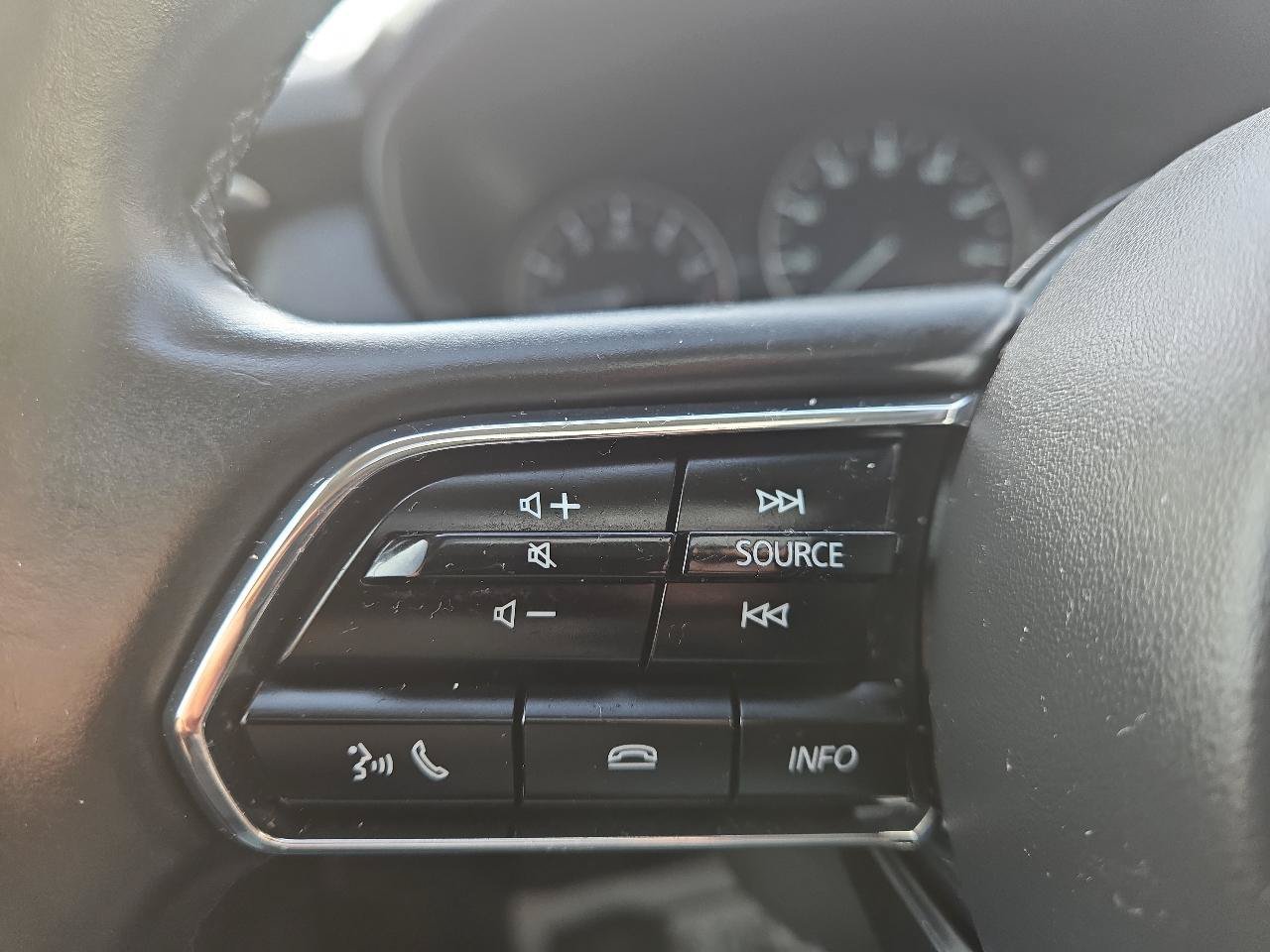 Used 2024 MAZDA CX-90 3.3 Turbo w/ Preferred Plus AWD/4WD image 30